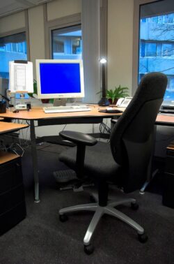 Belastingdienst wacht nieuwe arresten Hoge Raad over box 3 af